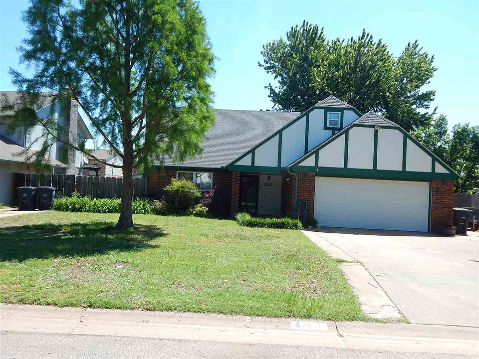 1st image of 413 Dogwood Ln