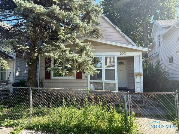 332 E Lake St, Toledo, OH 43608