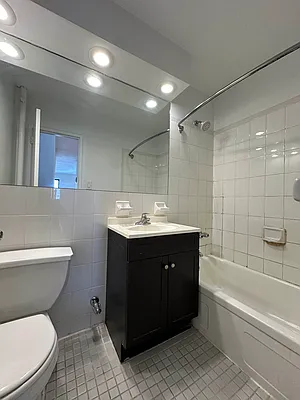 Rented by Bond New York | media 6