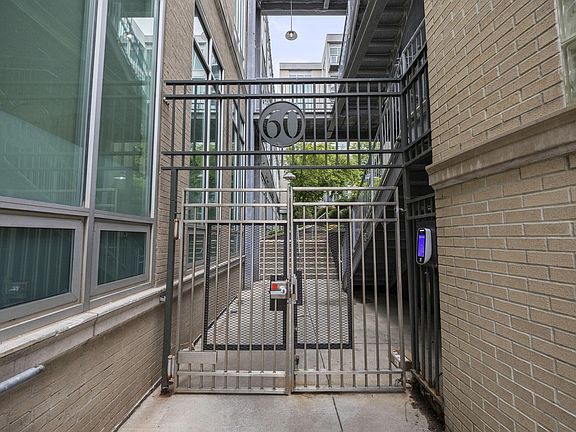 4th image of 60 E Spring St APT 223