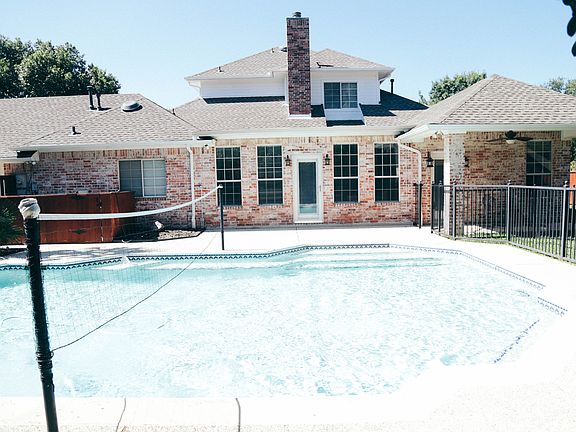 4th image of 6800 Savannah Ln