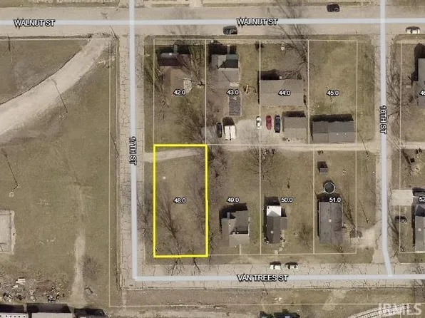 108 NW 17th St, Washington, IN 47501