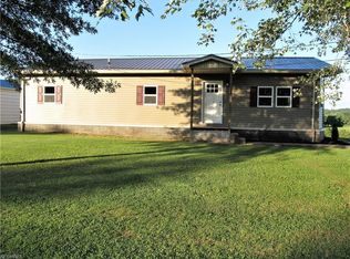 2148 State Route 339, Belpre, OH 45714