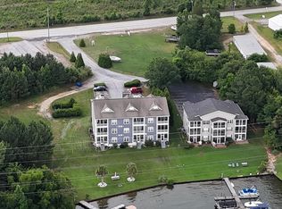 201 Bomber Ct, Ninety Six, SC 29666