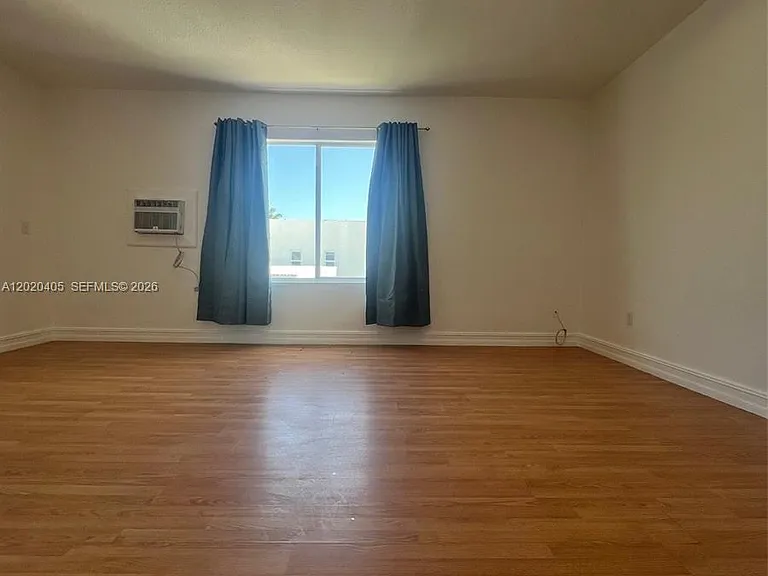 820 Euclid Ave #303 — Photo 10
