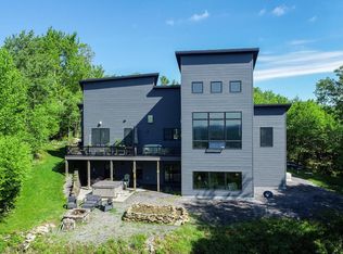 211 High Point Ridge Rd, Oakland, MD 21550