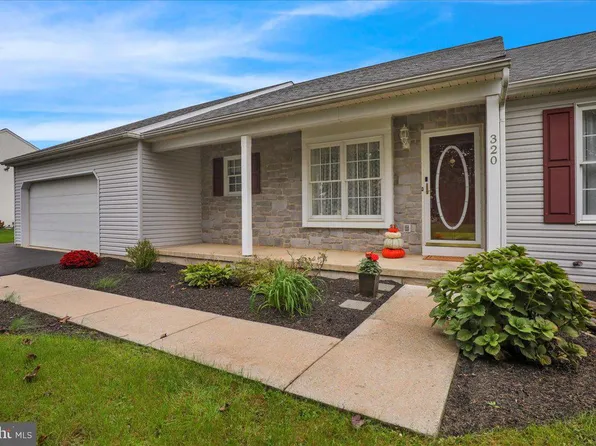 320 Royal Hunt Way, Lititz, PA 17543