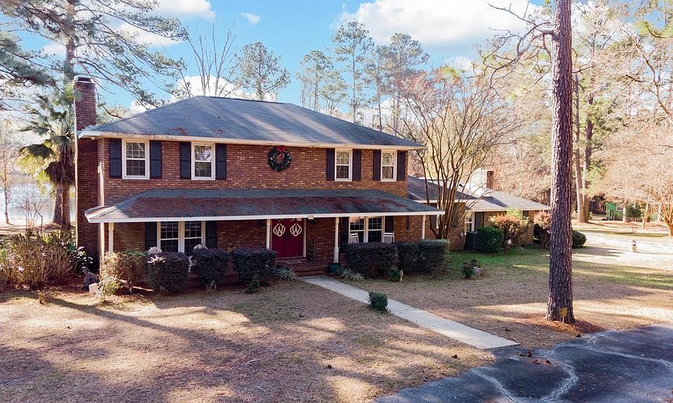 1st image of 139 Lakewood Dr