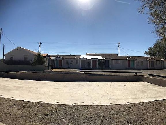 2nd image of 1209 E Ave