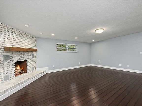 2nd image of 1520 S CHURCH AVENUE