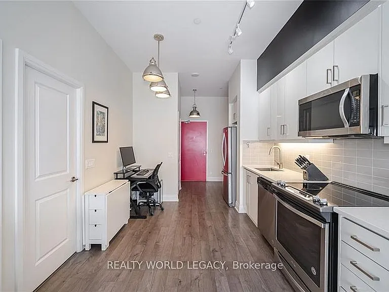 17 Zorra St #2407 — Photo 16
