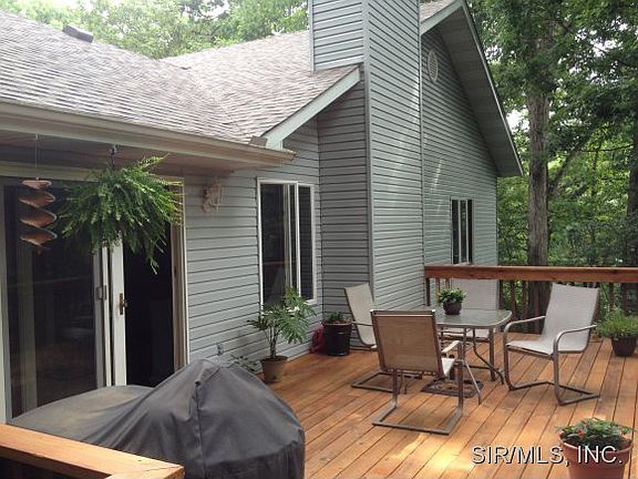 3rd image of 17 Creekwoods Trl