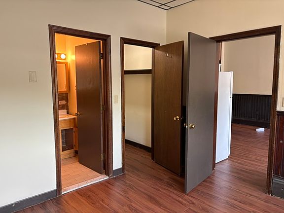 4th image of 152 Main St #7