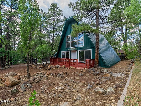 3rd image of 17420 Sequoia Dr