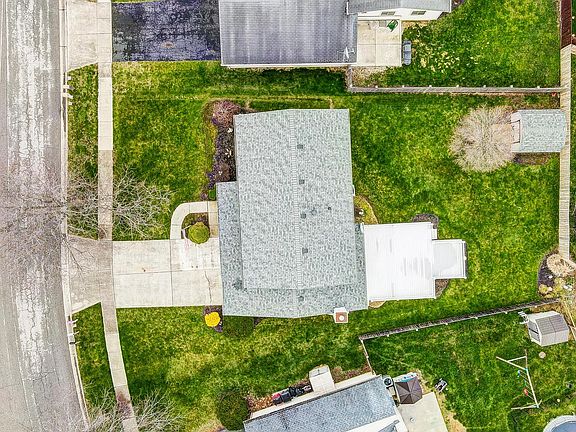 4th image of 2425 Stargrass Ave