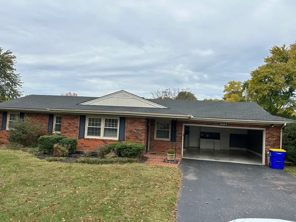 1584 Oxford Way, Bowling Green, KY 42103