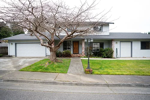 1550 Chabot Ct Photo 1