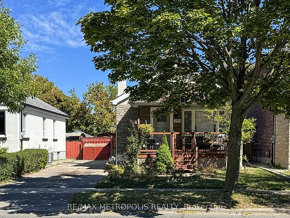 2nd image of 291 Kennedy Rd E
