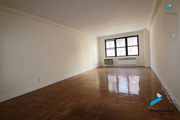 Rented by FirstService Realty (legacy) | media 29