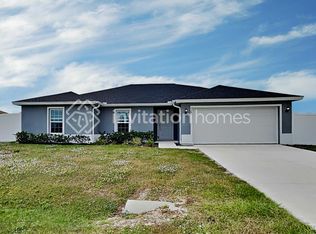 928 NE 13th Pl, Cape Coral, FL 33909