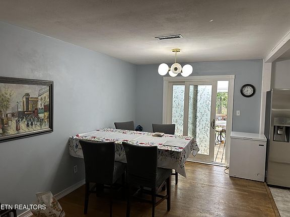 4th image of 9233 Guyot Dr