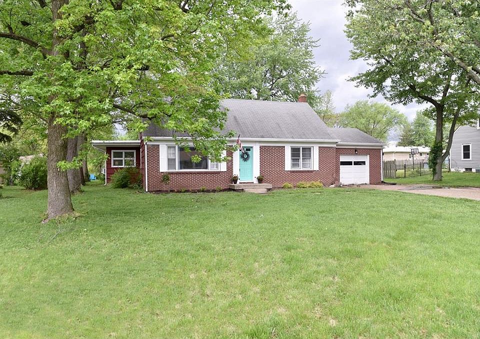 1st image of 4240 S Eaton Ave