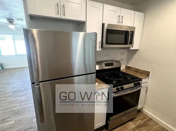 825 North 10th Avenue, 825 N 10th Ave APT 03, Phoenix, AZ 85007