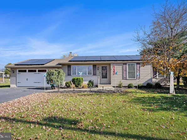 1137 Church Rd, East Greenville, PA 18041
