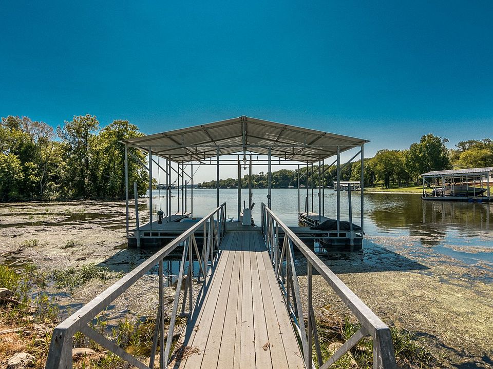 647 Bay Point Dr, Gallatin, TN 37066 Zillow