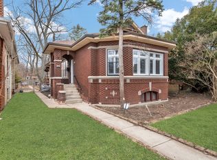 11630 S Hale Ave, Chicago, IL