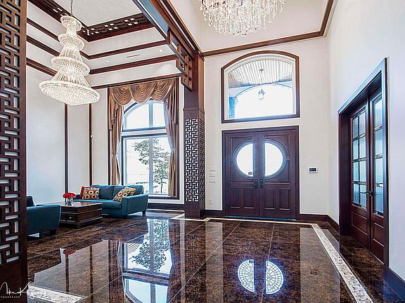 3rd image of 6700 Maple Rd