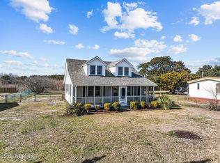 991 Waterlily Rd, Coinjock, NC 27923