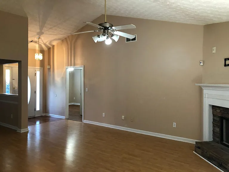 185 Butler Bridge Cir — Photo 23