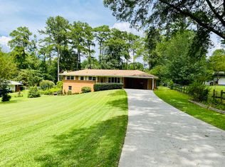 241 Edwards Dr SE, Mableton, GA 30126