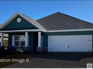 24 Norwich Rd, Freeport, FL 32439