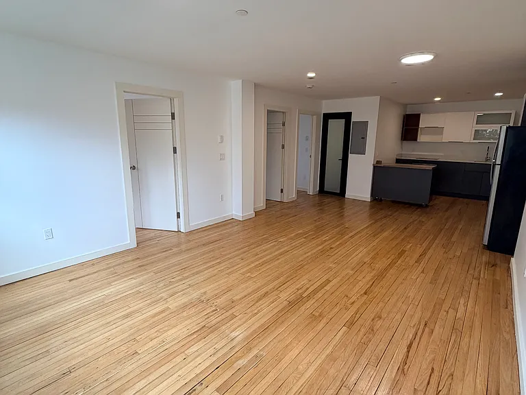 35 Springside Ave #2B — Photo 10