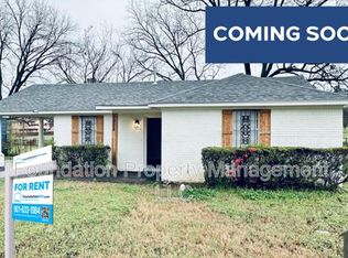 3228 Rochester Rd, Memphis, TN 38109