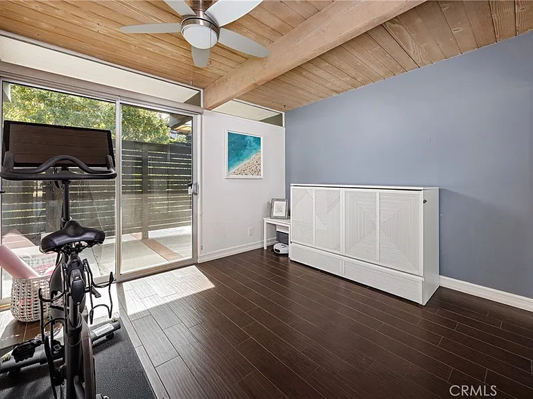 228 Del Gado Rd — Photo 13