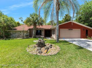 5239 Suwannee Rd, Weeki Wachee, FL 34607