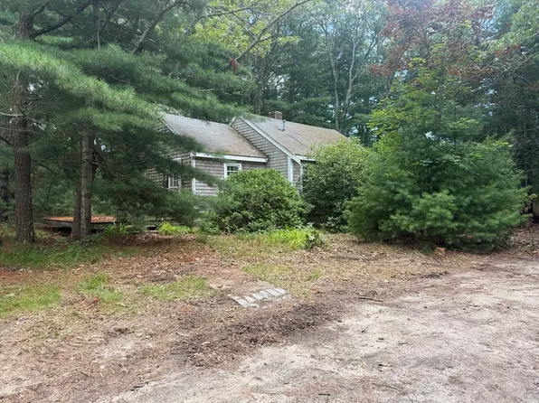 1081-1081 Main St #B, Cotuit, MA 02635