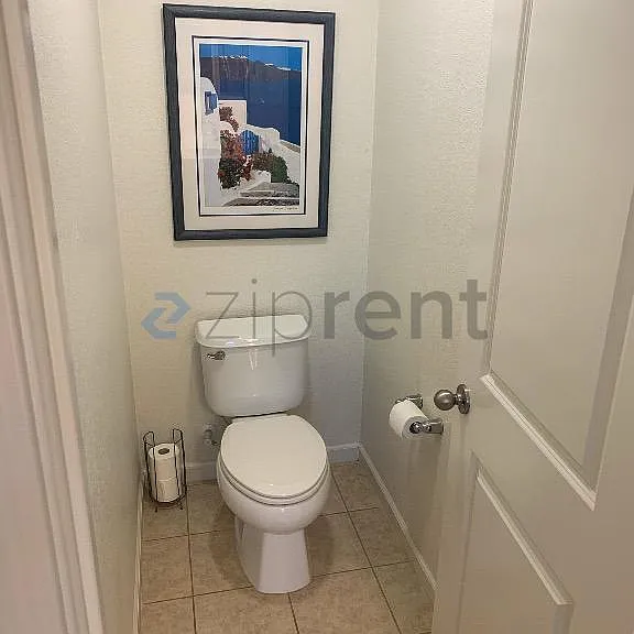 8018 Finchley Ct — Photo 57