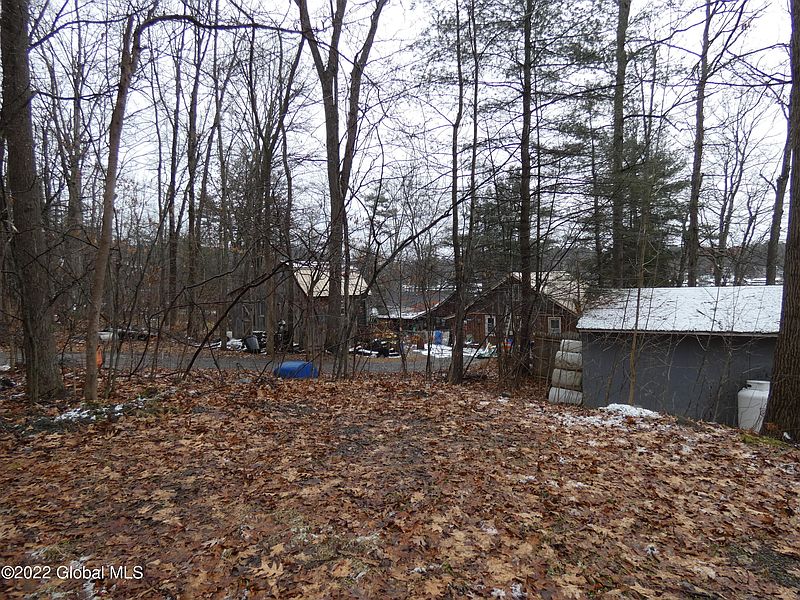 4th image of 96 Holser Road
