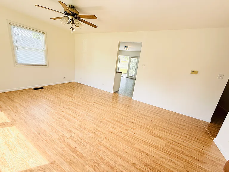 2904 Stork Ct — Photo 10