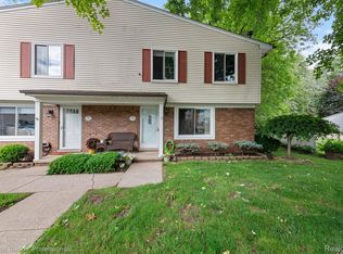 35766 Union Lake Rd, Harrison Township, MI 48045