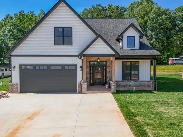 105 Zion Pl, Rustburg, VA 24588