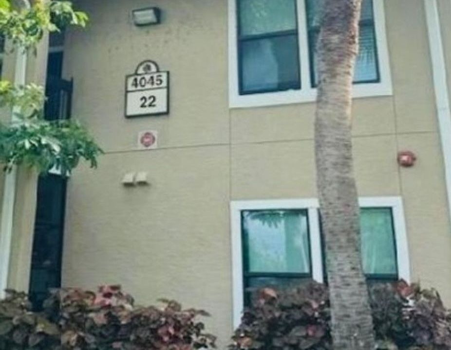1st image of 4045 Crockers Lake Blvd #27