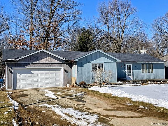 3rd image of 4354 Grass Lake Rd