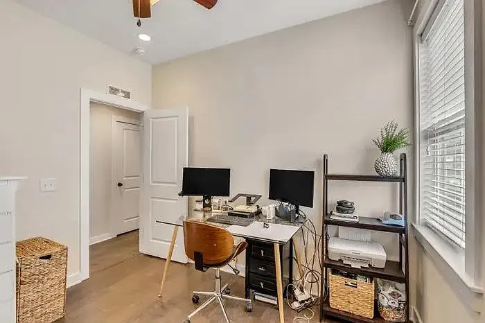 2134 Weaver St #A — Photo 10