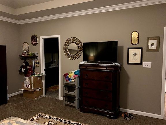 5th image of 180 Kildeer Dr SE