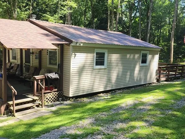 144 Jackpine Ln, Strattanville, PA 16258